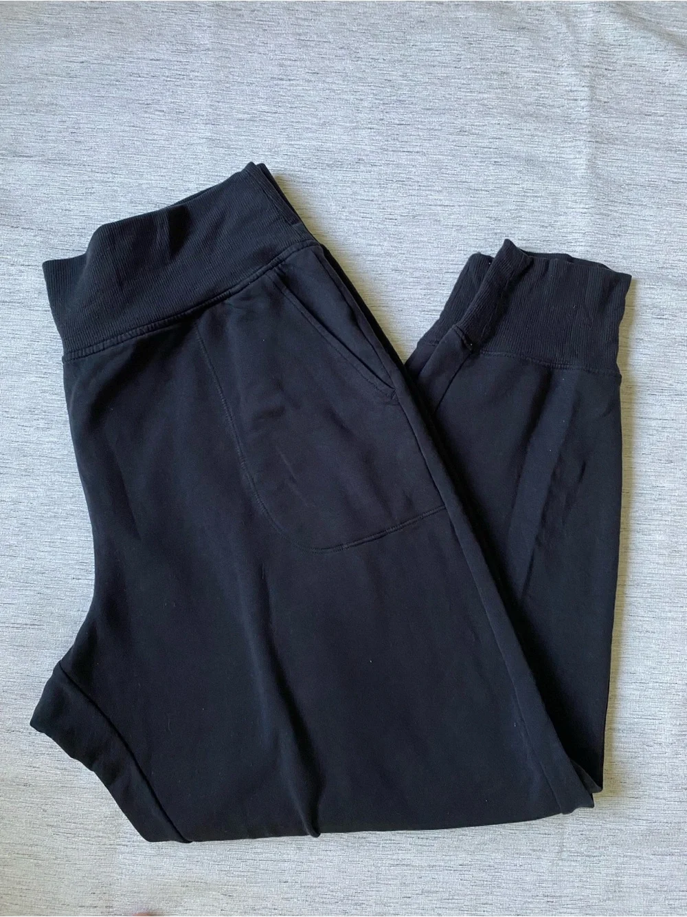 Athleta Black women’s jogger Pants Soft Tencel Blend High Rise pockets